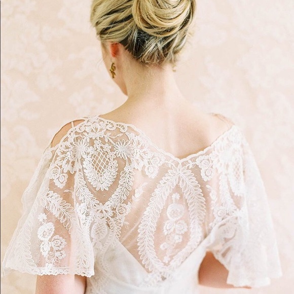 Claire Pettibone Silver Lakes wedding dress - Picture 4 of 13